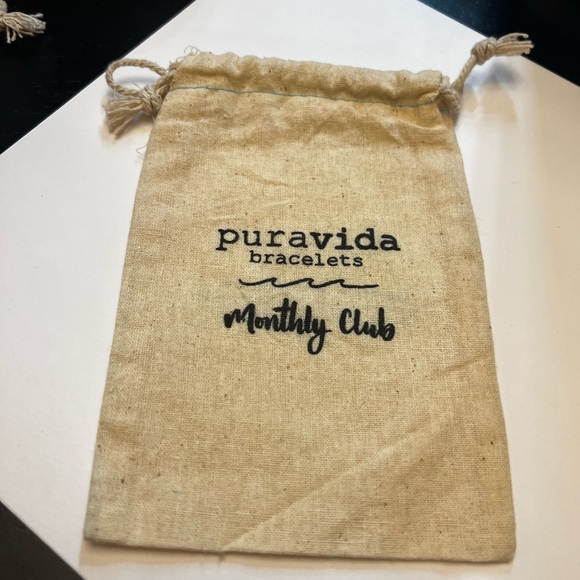 Pura Vida monthly club - Picture 2 of 2